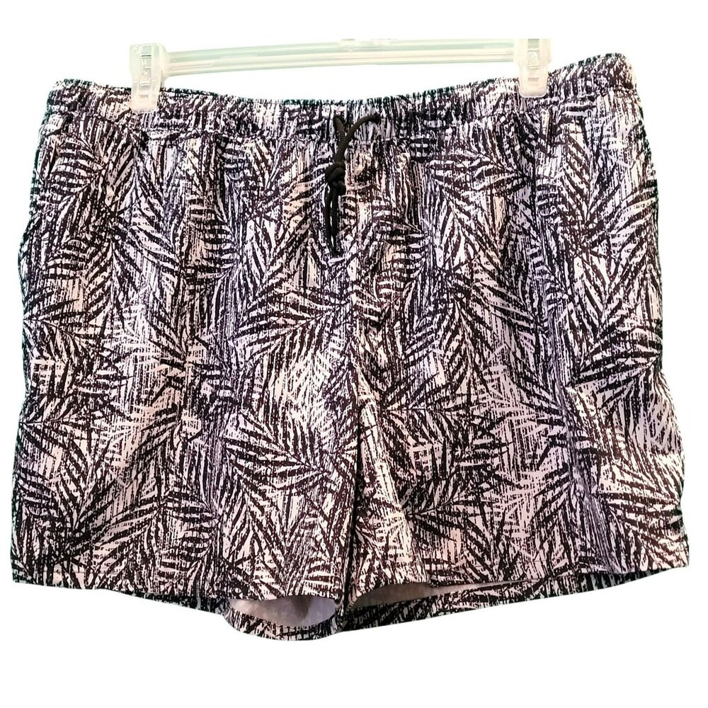 Mens Swim Trunks Black and White Leaf Reel Legends Outfitters Size XL  JH713